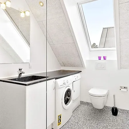 Luxury Golf View Retreat - By Traum בית נופש